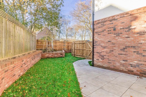 Click the photo for more details of Kingsbridge Way, Kentford