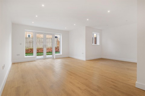 Click the photo for more details of Kingsbridge Way, Kentford