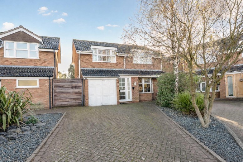 Click the photo for more details of Mill Farm Close, Dunchurch, Rugby