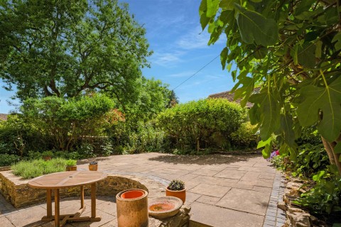 Click the photo for more details of Maugersbury, Gloucestershire