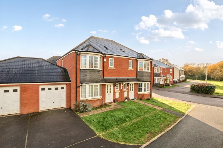 Click the photo for more details of Popham Road, Wellington