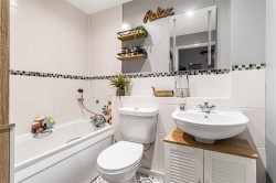 Images for Green Road, Haverhill