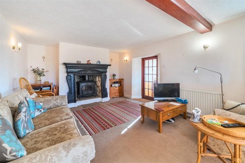 Click the photo for more details of Wicken Road, Leckhampstead, MK18