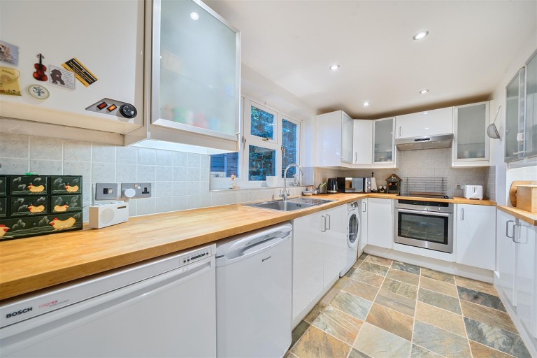 Images for Wicken Road, Leckhampstead, MK18