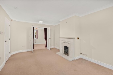 Click the photo for more details of Lake Walk, Adderbury, Banbury