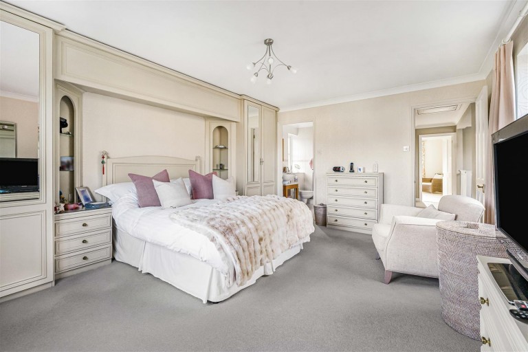 Images for Tenterfields, Newport, Saffron Walden