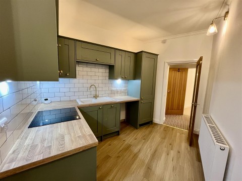 Click the photo for more details of Silver Street, Lyme Regis