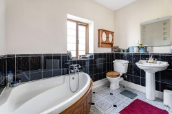 Images for Pool Farm Court, Woodford Halse, Daventry, NN11