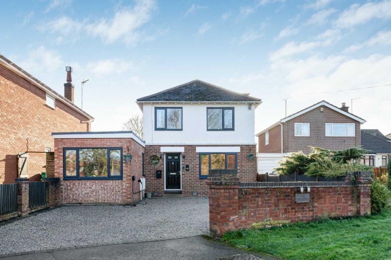 Click the photo for more details of Badby Road West, Daventry, NN11