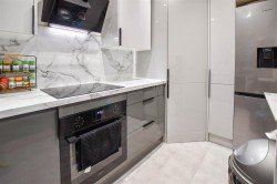 Images for Beaverbrook Road, Newmarket