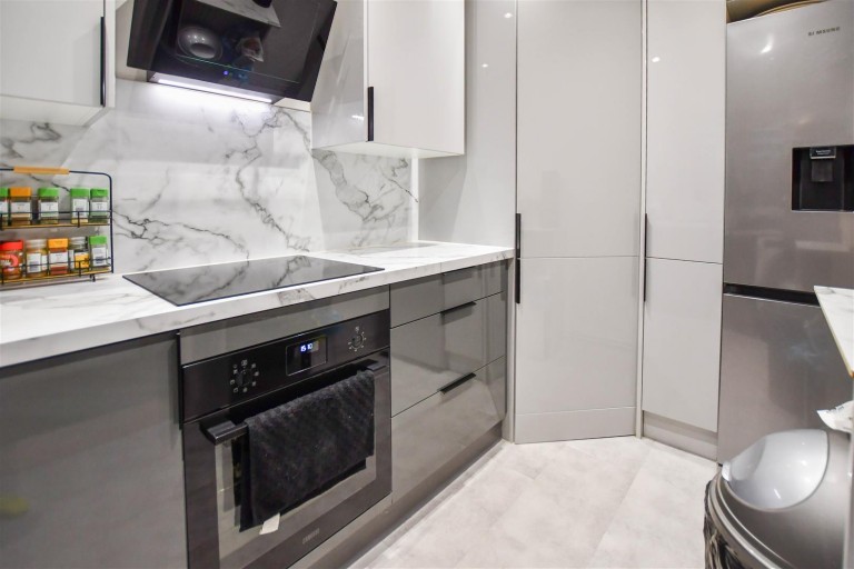 Images for Beaverbrook Road, Newmarket