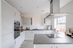 Images for Lillebonne Way, Wellington