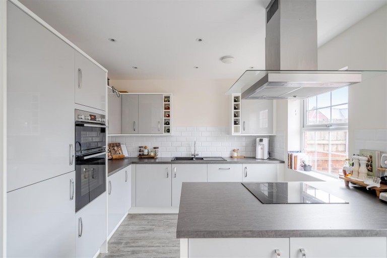 Images for Lillebonne Way, Wellington