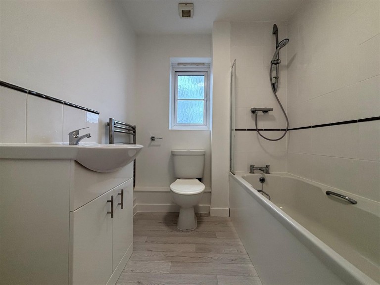 Images for Amherst Place , Ryde