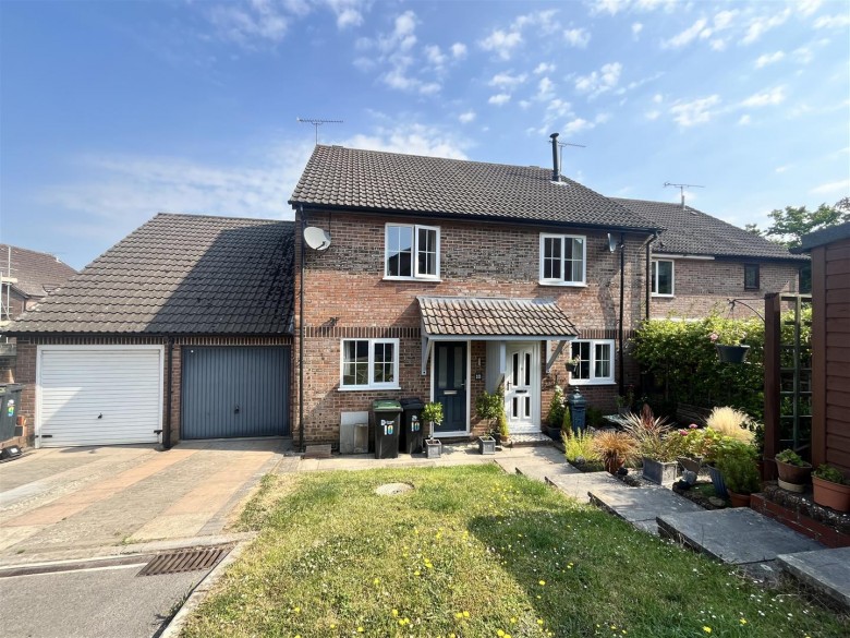 Click the photo for more details of Chapel View, Puddletown