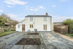 Images for Skinners Bottom, Redruth