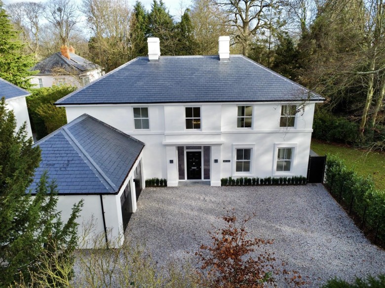 Click the photo for more details of Staplegrove, Taunton