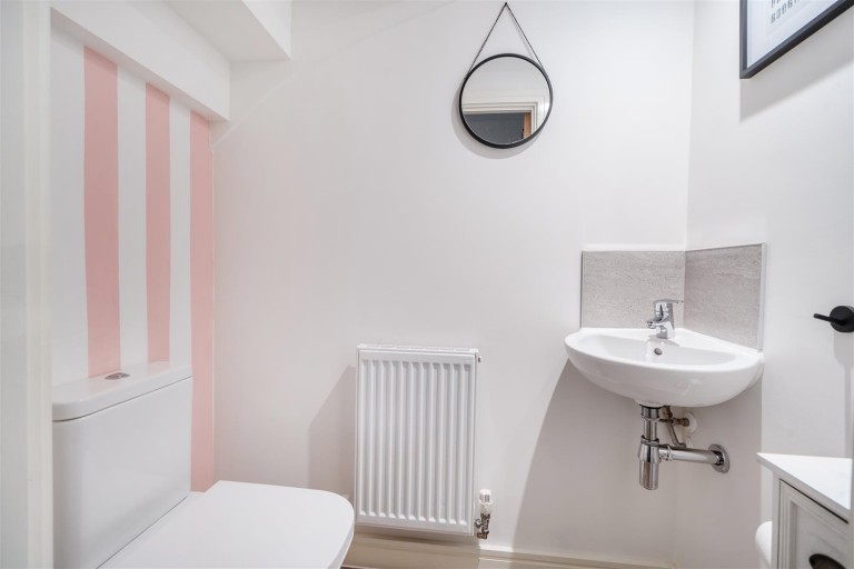 Images for Ash Gardens, Dartington, Totnes