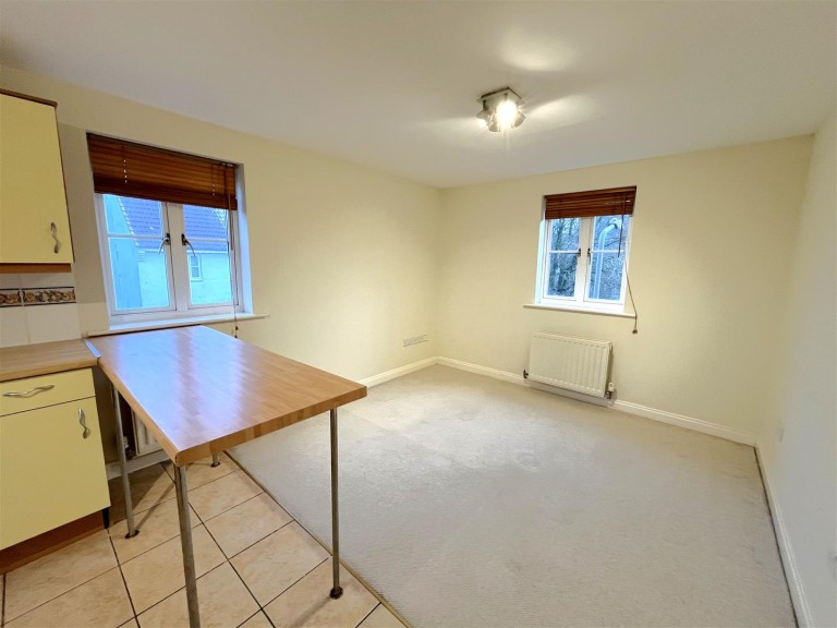 Images for Field Close, Sturminster Newton