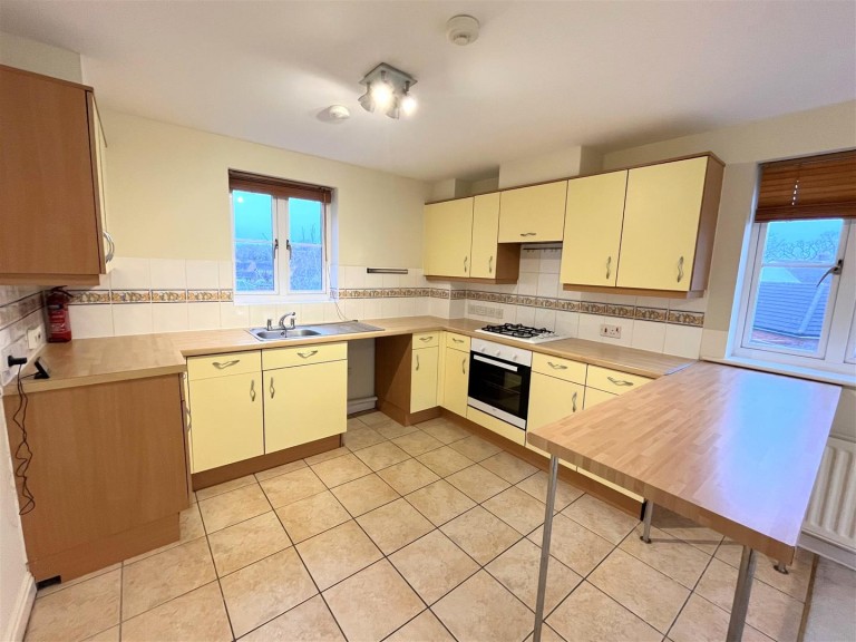 Images for Field Close, Sturminster Newton