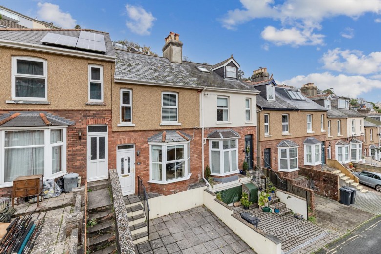 Click the photo for more details of Ford Valley, Dartmouth