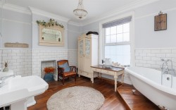 Images for Cowes, Isle of Wight