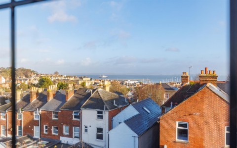 Click the photo for more details of Cowes, Isle of Wight