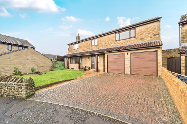 Images for Higher Kingsbury Close, Milborne Port, Sherborne