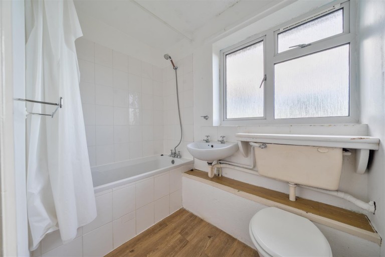 Images for Baden Powell Crescent, Towcester, NN12