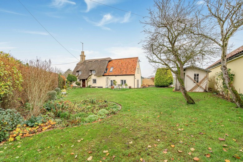 Click the photo for more details of Newmarket Road, Barton Mills