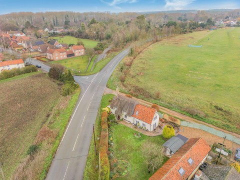 Click the photo for more details of Newmarket Road, Barton Mills
