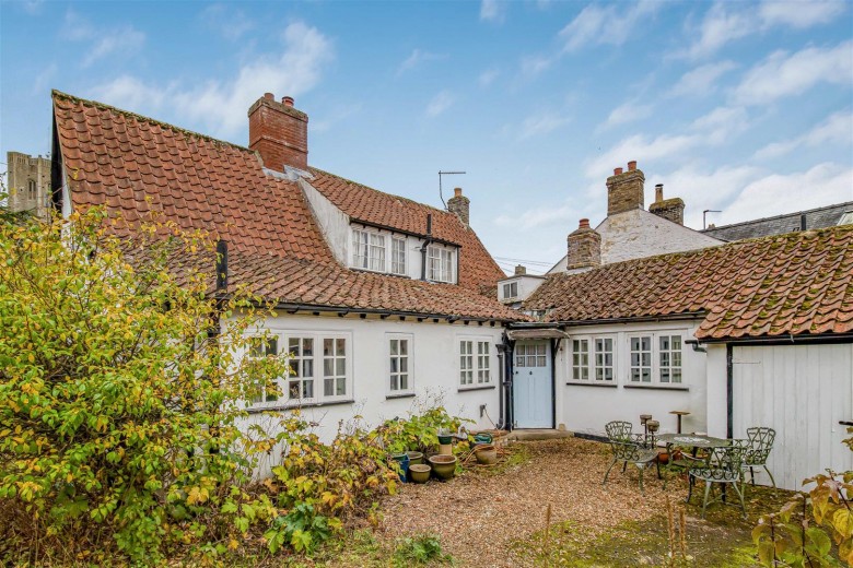 Click the photo for more details of High Street, Swaffham Prior