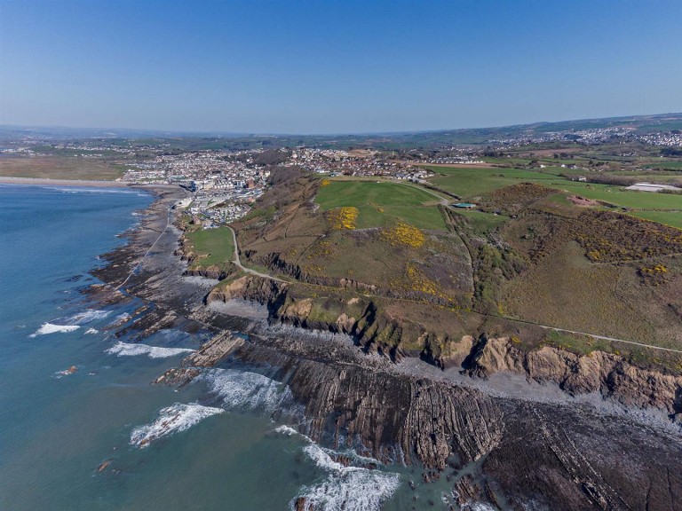 Images for Duckhaven Stud, Cornborough Road, Bideford