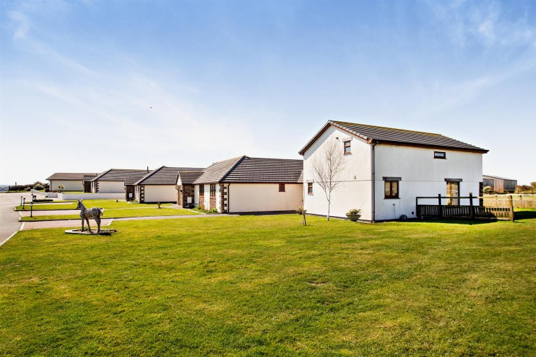 Images for Duckhaven Stud, Cornborough Road, Bideford