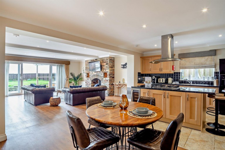 Images for Duckhaven Stud, Cornborough Road, Bideford