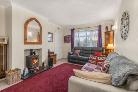 Click the photo for more details of St. Johns Way, Hempton, Banbury