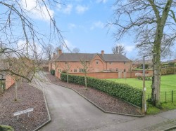 Images for Overseal Manor Stables, Hallcroft Avenue, Overseal, DE12