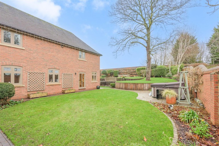 Images for Overseal Manor Stables, Hallcroft Avenue, Overseal, DE12