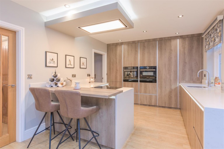 Images for Overseal Manor Stables, Hallcroft Avenue, Overseal, DE12