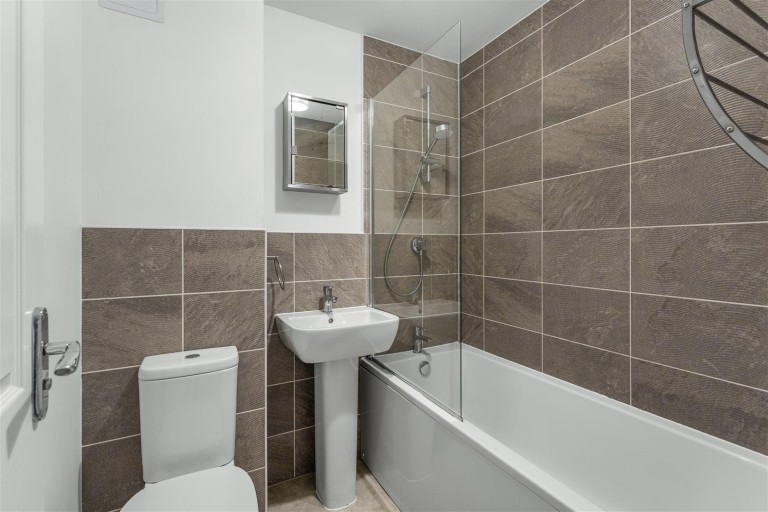 Images for Hana Close, Banbury