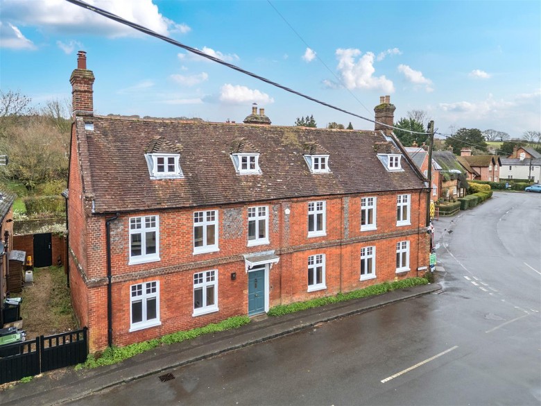 Click the photo for more details of The Square, Cranborne, Wimborne