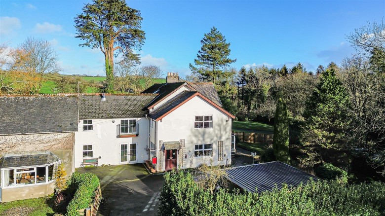 Click the photo for more details of Avonwick, South Brent