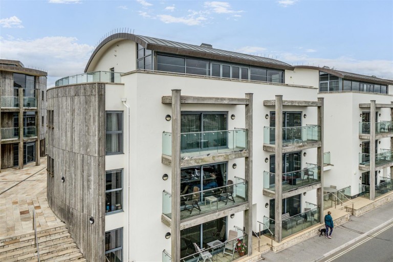 Images for Quayside, West Bay