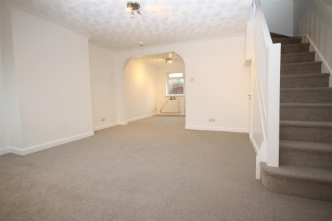 Click the photo for more details of School Green Road, Freshwater