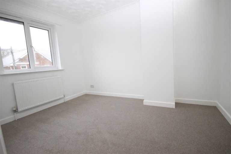 Images for School Green Road, Freshwater