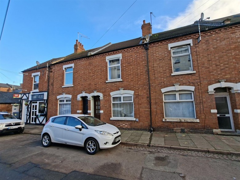 Click the photo for more details of Clarke Road, Northampton, NN1