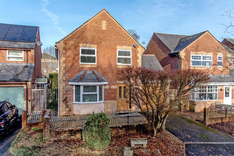 Click the photo for more details of Weirfield Green, Taunton