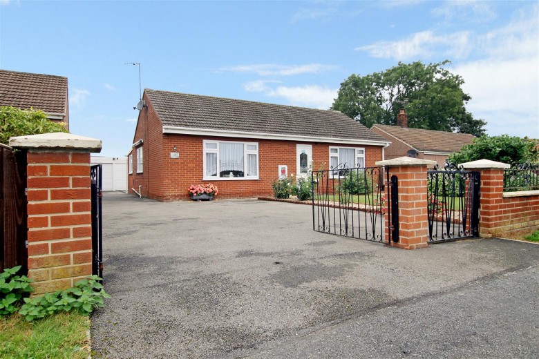 Click the photo for more details of Templeway Close, Caythorpe, Grantham