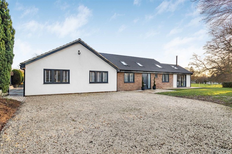 Click the photo for more details of High Street, Little Abington, Cambridge