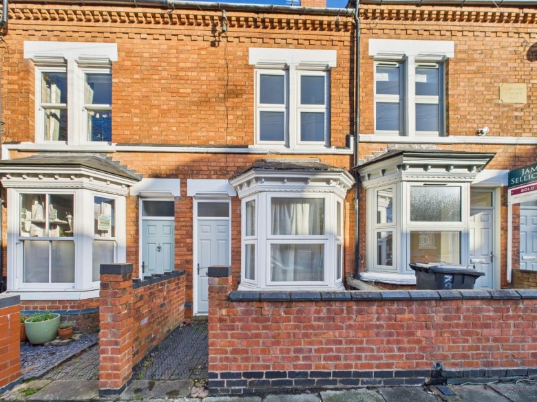 Click the photo for more details of St. Leonards Road, Clarendon Park, Leicester